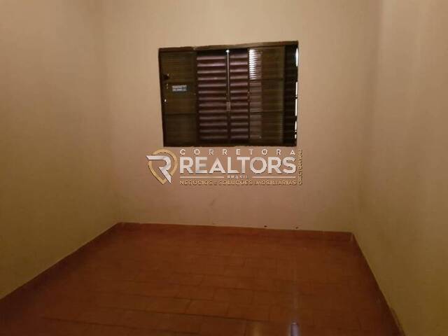 Casa para Venda em Botucatu - 4