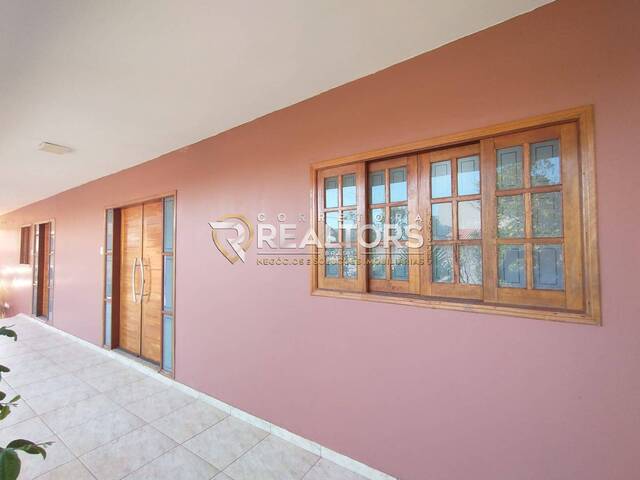 Casa para Venda em Botucatu - 3