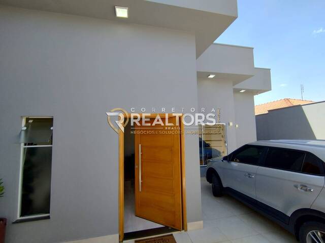 Casa para Venda em Botucatu - 4