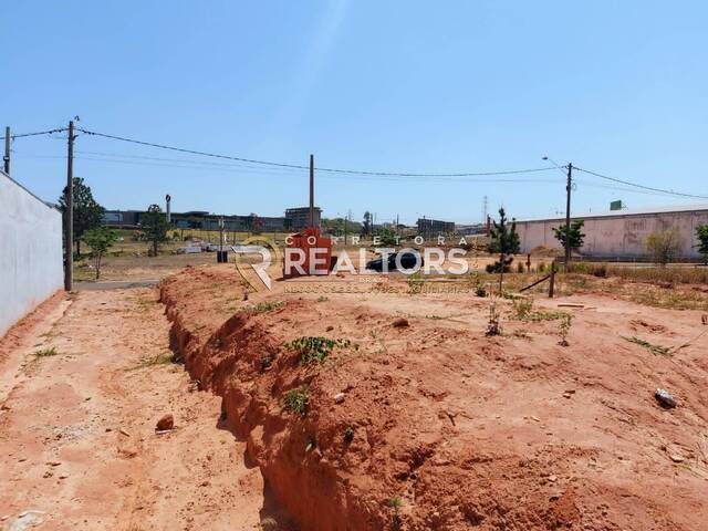 #TE0427 - Área para Venda em Botucatu - SP - 2