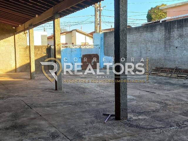 Edícula para Venda em Botucatu - 4