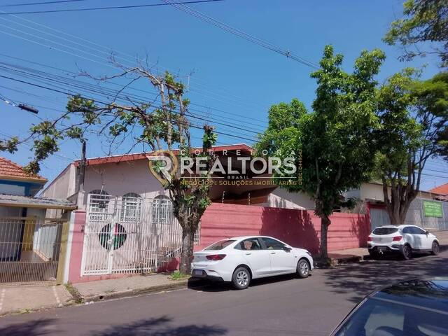 Casa para Venda em Botucatu - 4