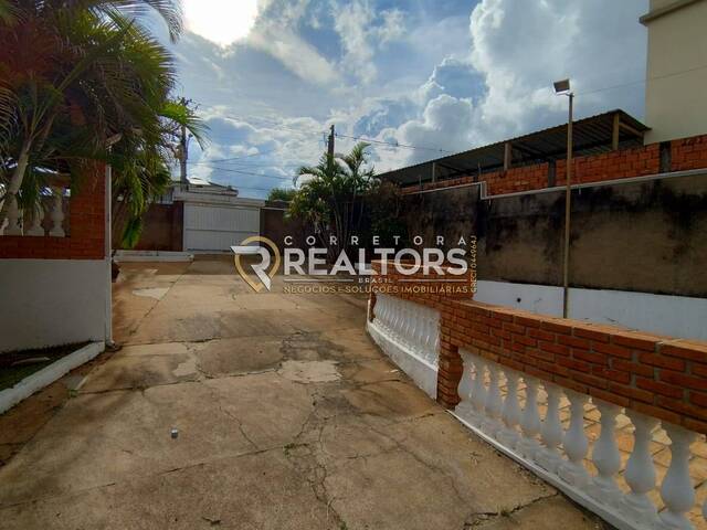 #CA0494 - Casa para Venda em Botucatu - SP - 3