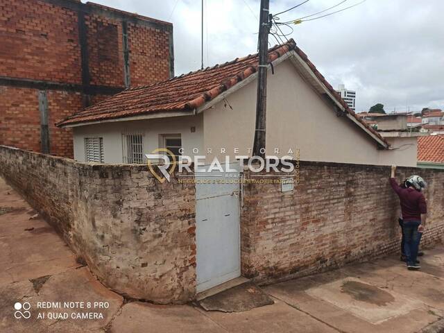 Casa para Venda em Botucatu - 2