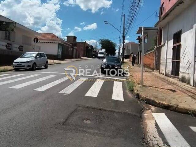 Casa para Venda em Botucatu - 4