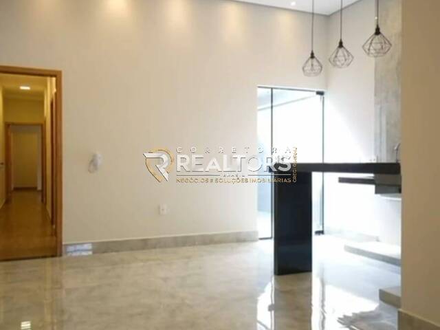 Casa para Venda em Botucatu - 3