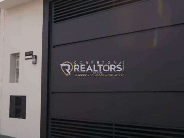 Casa para Venda em Botucatu - 2