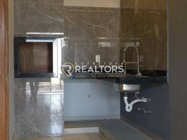 Casa para Venda em Botucatu - 4