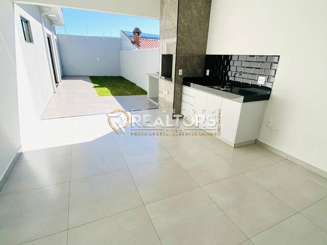 #CA560 - Casa para Venda em Botucatu - SP - 2