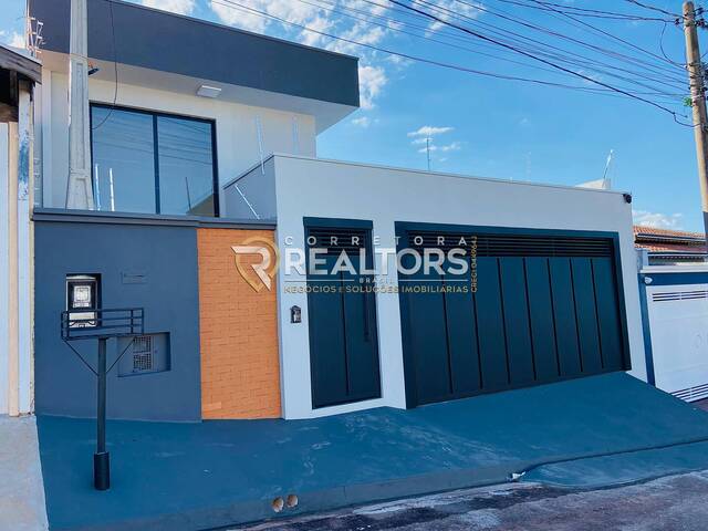 #CA560 - Casa para Venda em Botucatu - SP - 1