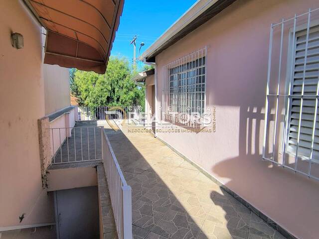 #CA0576 - Casa para Venda em Botucatu - SP - 2