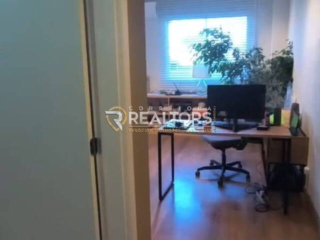#SL0557 - Sala para Venda em Botucatu - SP
