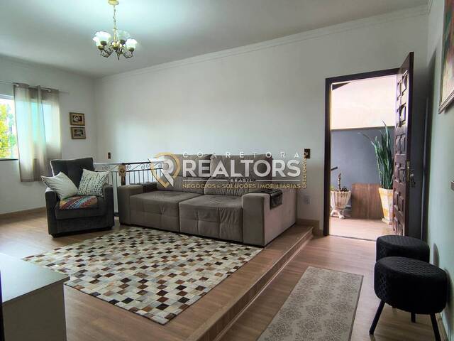 Casa para Venda em Botucatu - 4