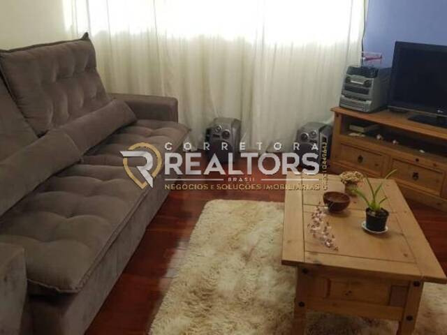 Casa para Venda em Botucatu - 2