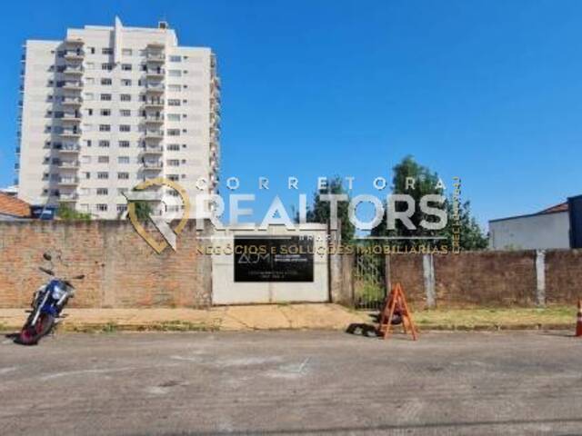 #TE0404 - Terreno para Venda em Botucatu - SP