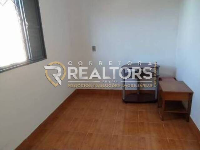 Casa para Venda em Botucatu - 5