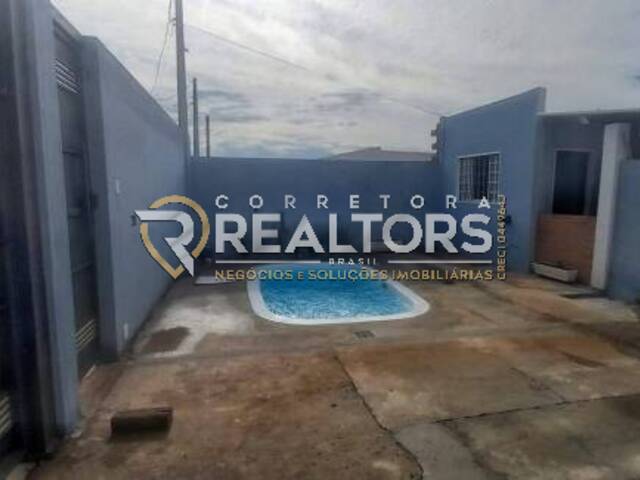 Casa para Venda em Botucatu - 2