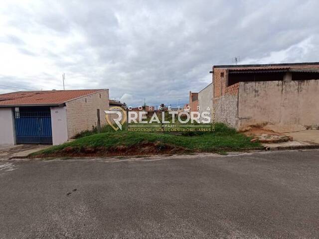 #TE0632 - Terreno para Venda em Botucatu - SP - 1