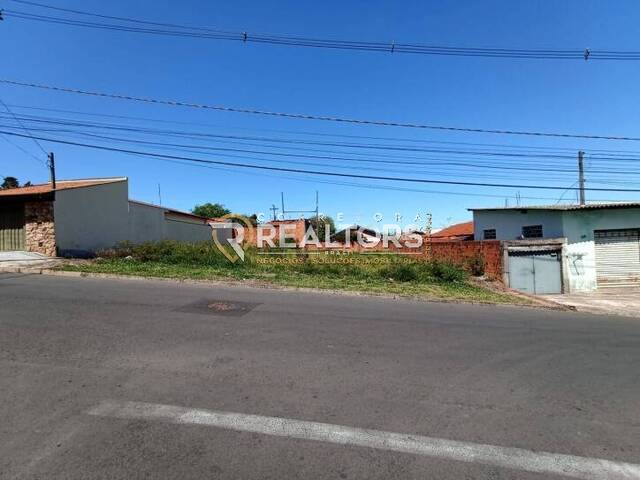 #TE0643 - Terreno para Venda em Botucatu - SP - 2