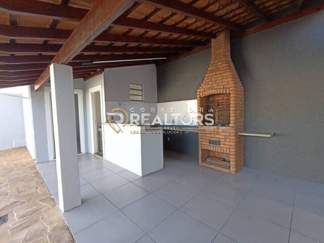 Casa para Venda em Botucatu - 3