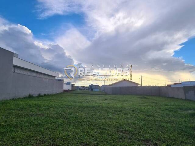 #TE0778 - Terreno para Venda em Botucatu - SP - 1