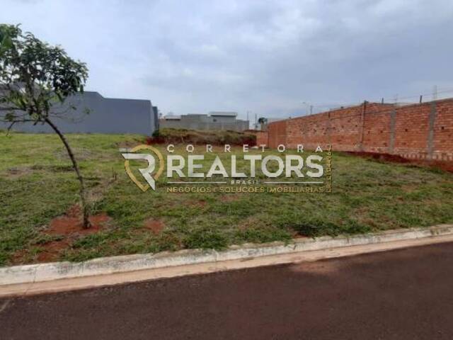 Terreno para Venda em Botucatu - 5