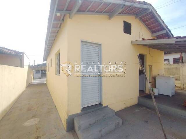 Casa para Venda em Botucatu - 5