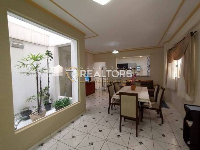 Casa para Venda em Botucatu - 4