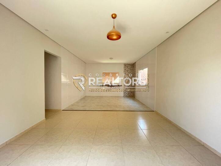 Casa à venda com 3 quartos, 145m² - Foto 1