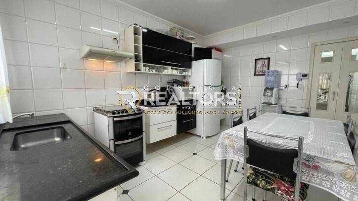 Sobrado à venda com 3 quartos, 180m² - Foto 5