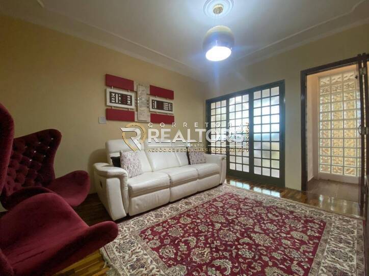 Sobrado à venda com 3 quartos, 300m² - Foto 11