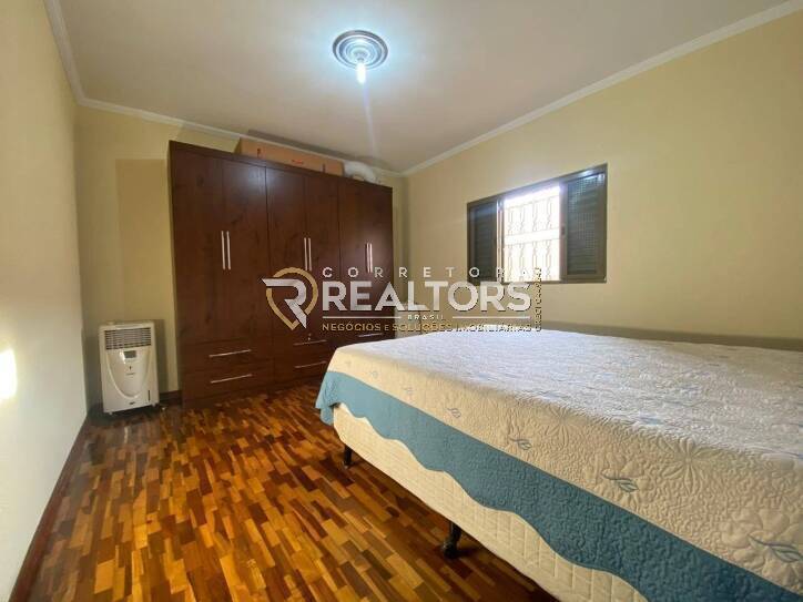 Sobrado à venda com 3 quartos, 300m² - Foto 18