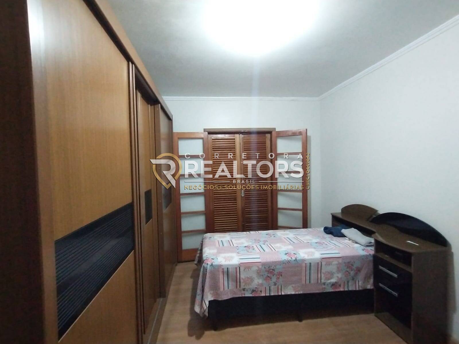 Casa à venda com 3 quartos, 170m² - Foto 7