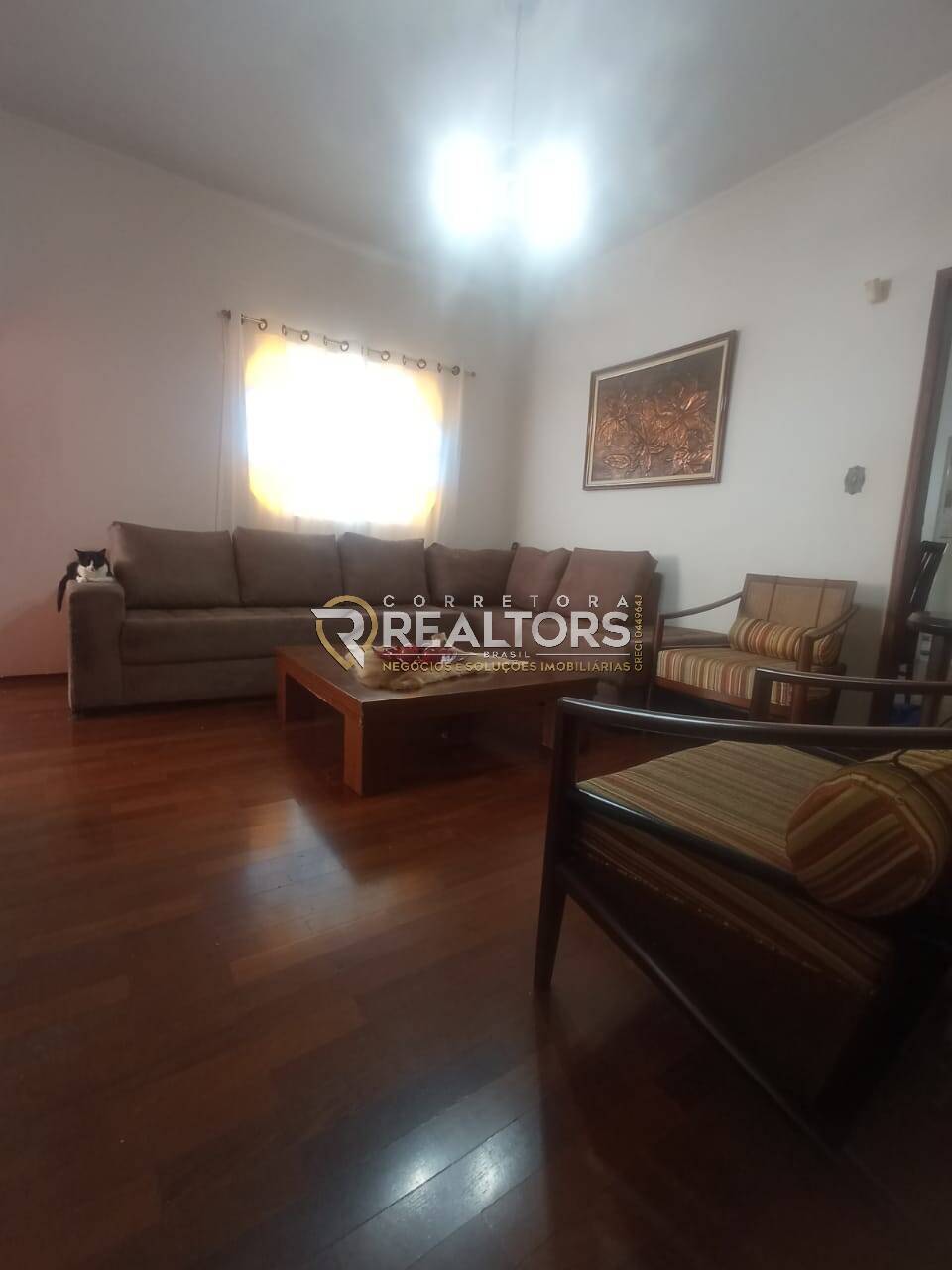 Casa de esquina 3 dormitórios no Jardim Paraíso em Botucatu-SP