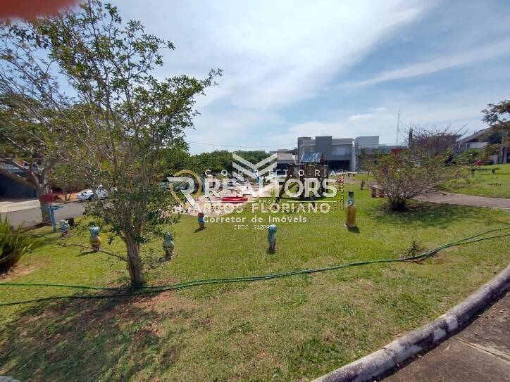 Casa de Condomínio à venda com 3 quartos, 235m² - Foto 33