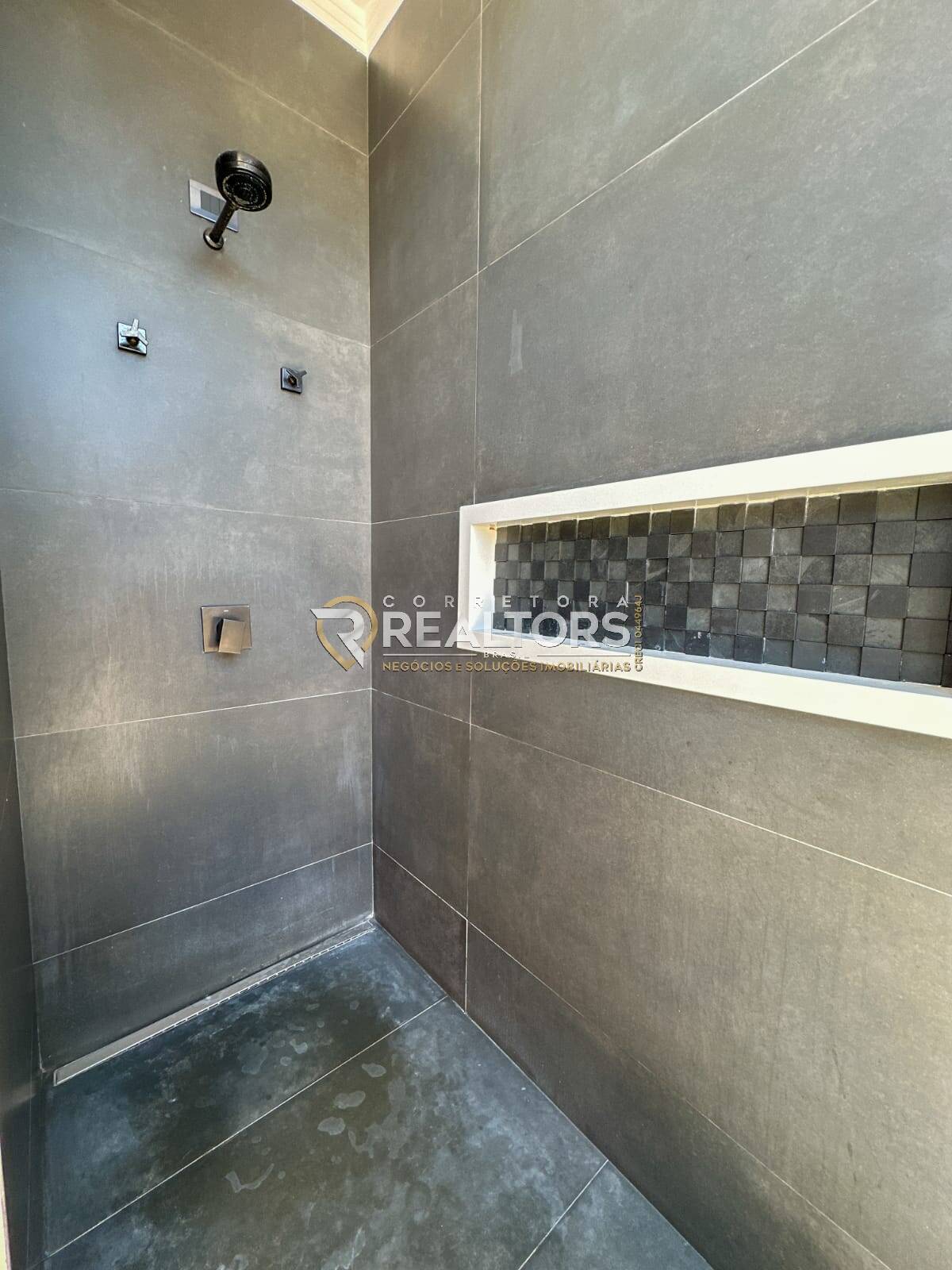 Casa de Condomínio à venda com 5 quartos, 343m² - Foto 16