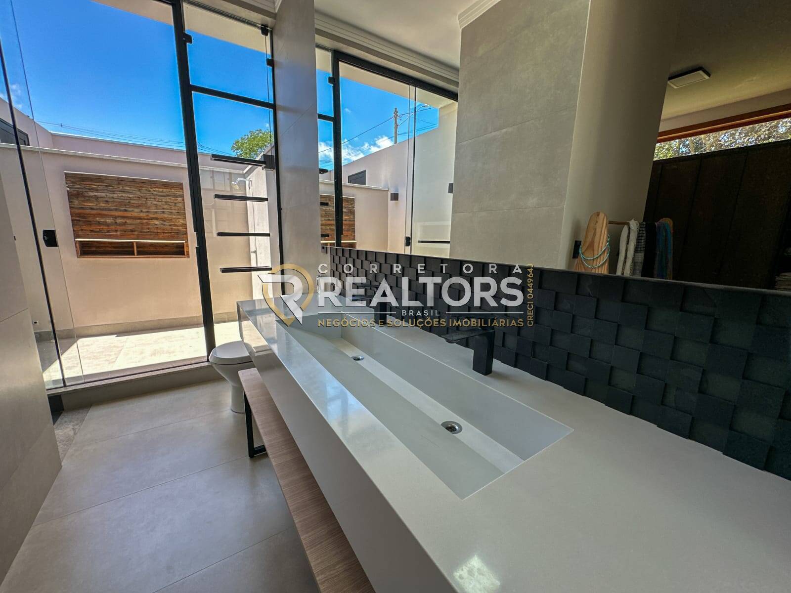 Casa de Condomínio à venda com 5 quartos, 343m² - Foto 18
