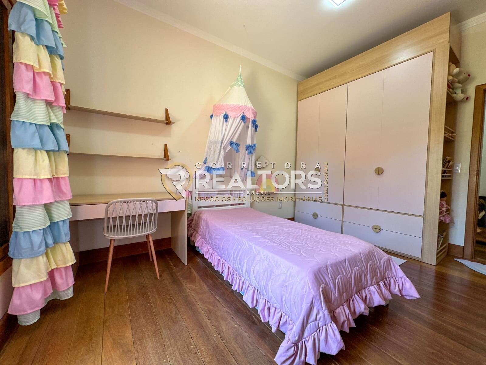 Casa de Condomínio à venda com 5 quartos, 343m² - Foto 20