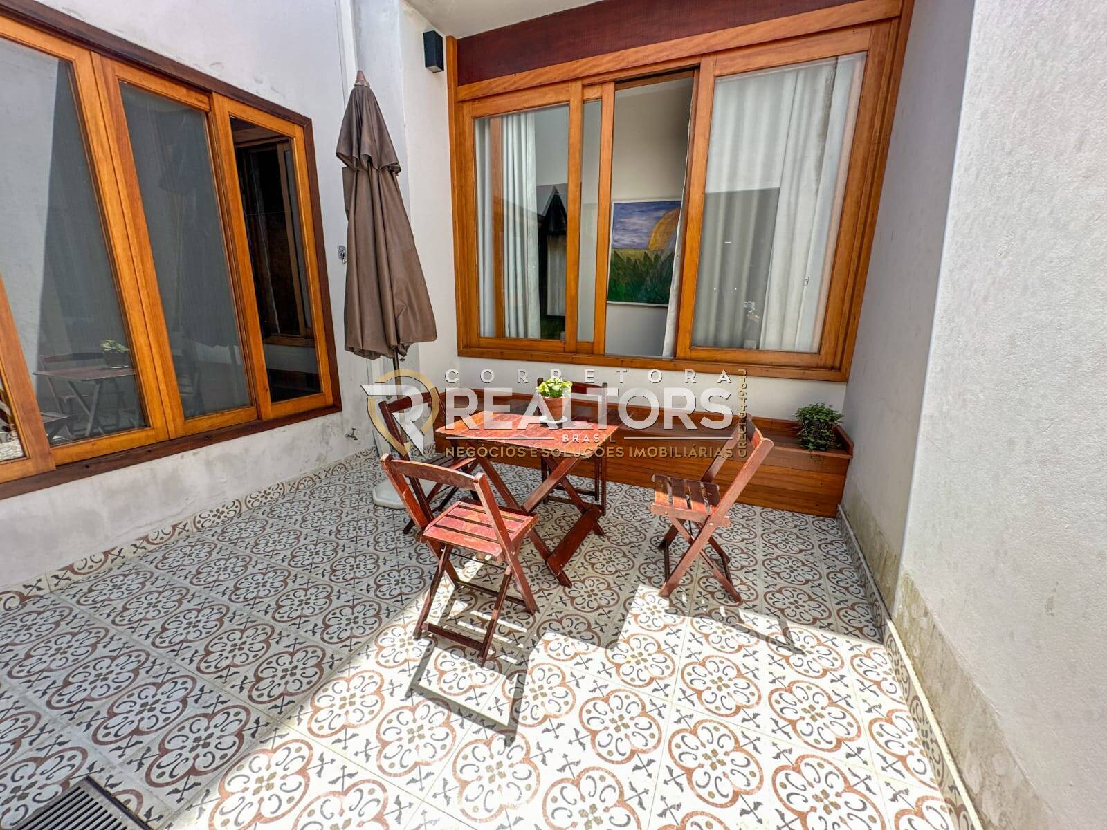 Casa de Condomínio à venda com 5 quartos, 343m² - Foto 28