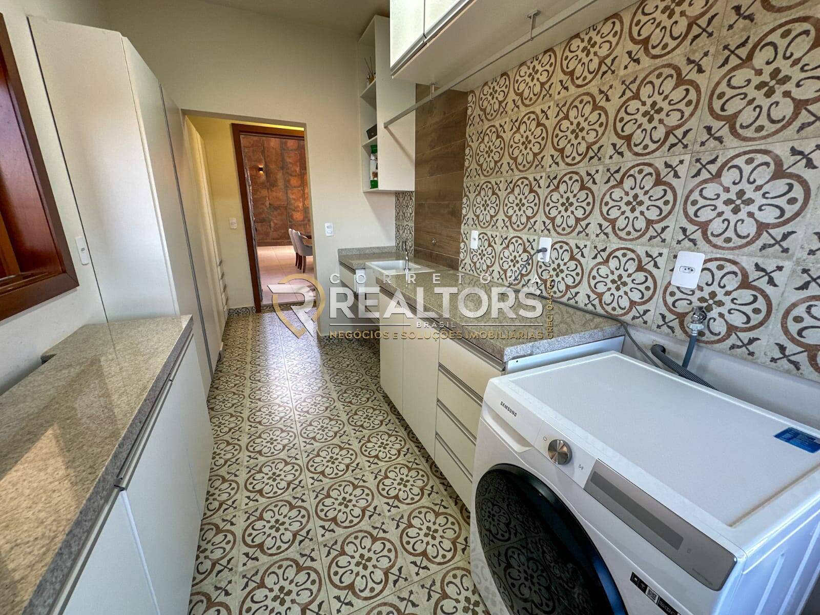 Casa de Condomínio à venda com 5 quartos, 343m² - Foto 30