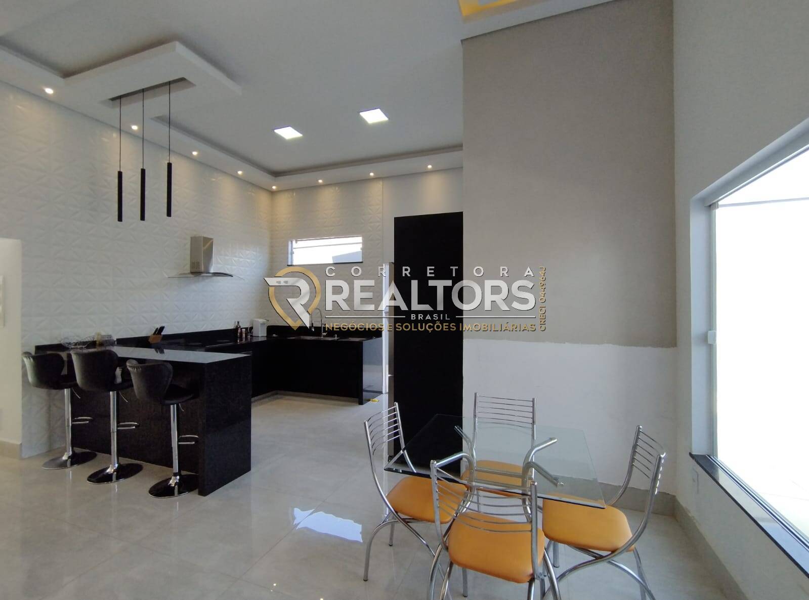 Casa à venda com 3 quartos, 170m² - Foto 8