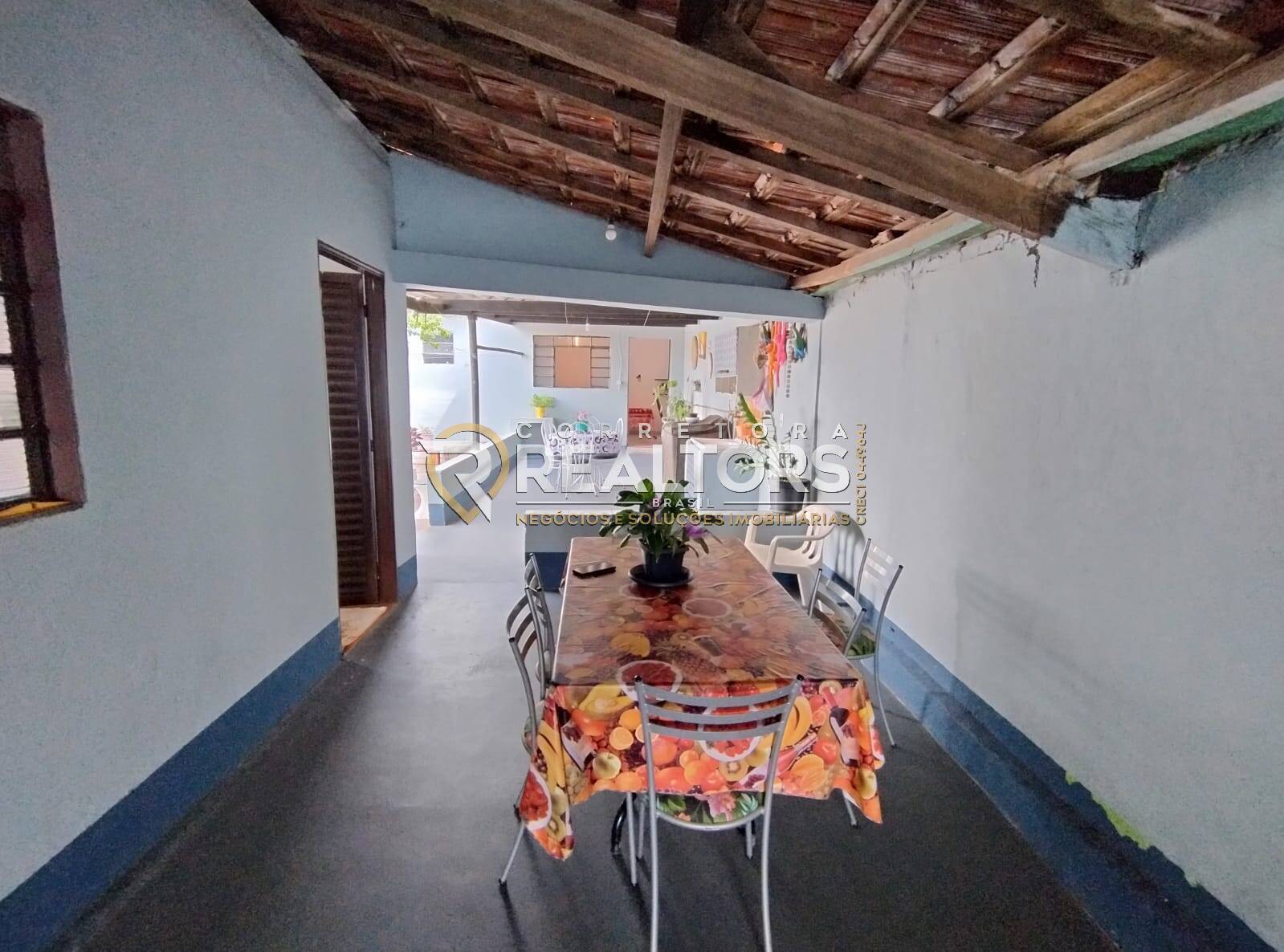 Casa à venda com 4 quartos, 180m² - Foto 15