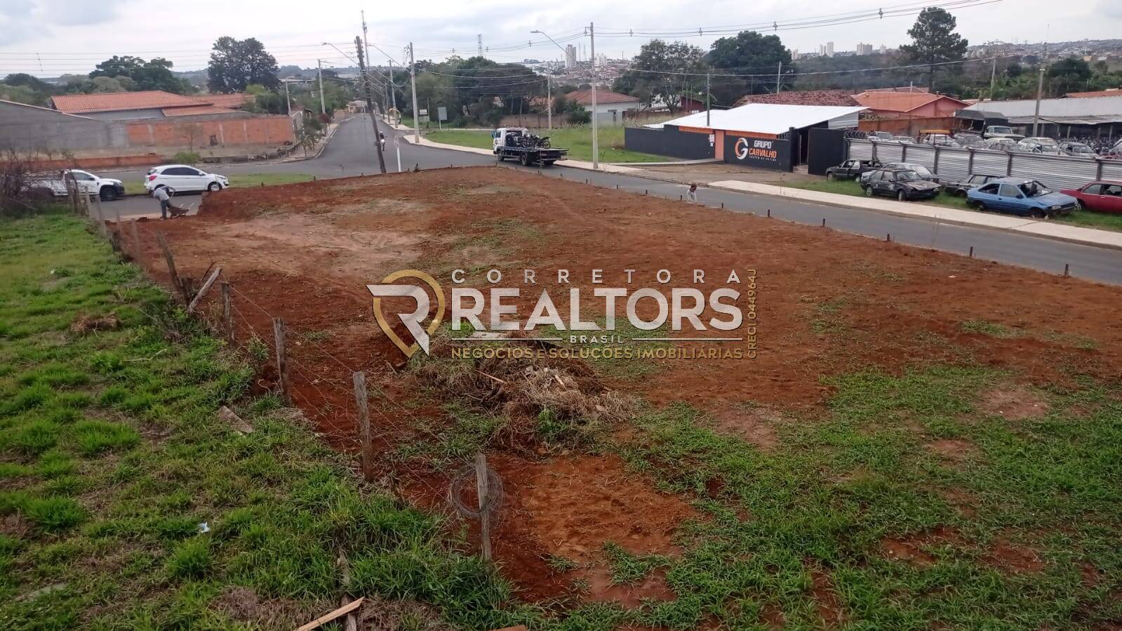 Terreno à venda, 585m² - Foto 1