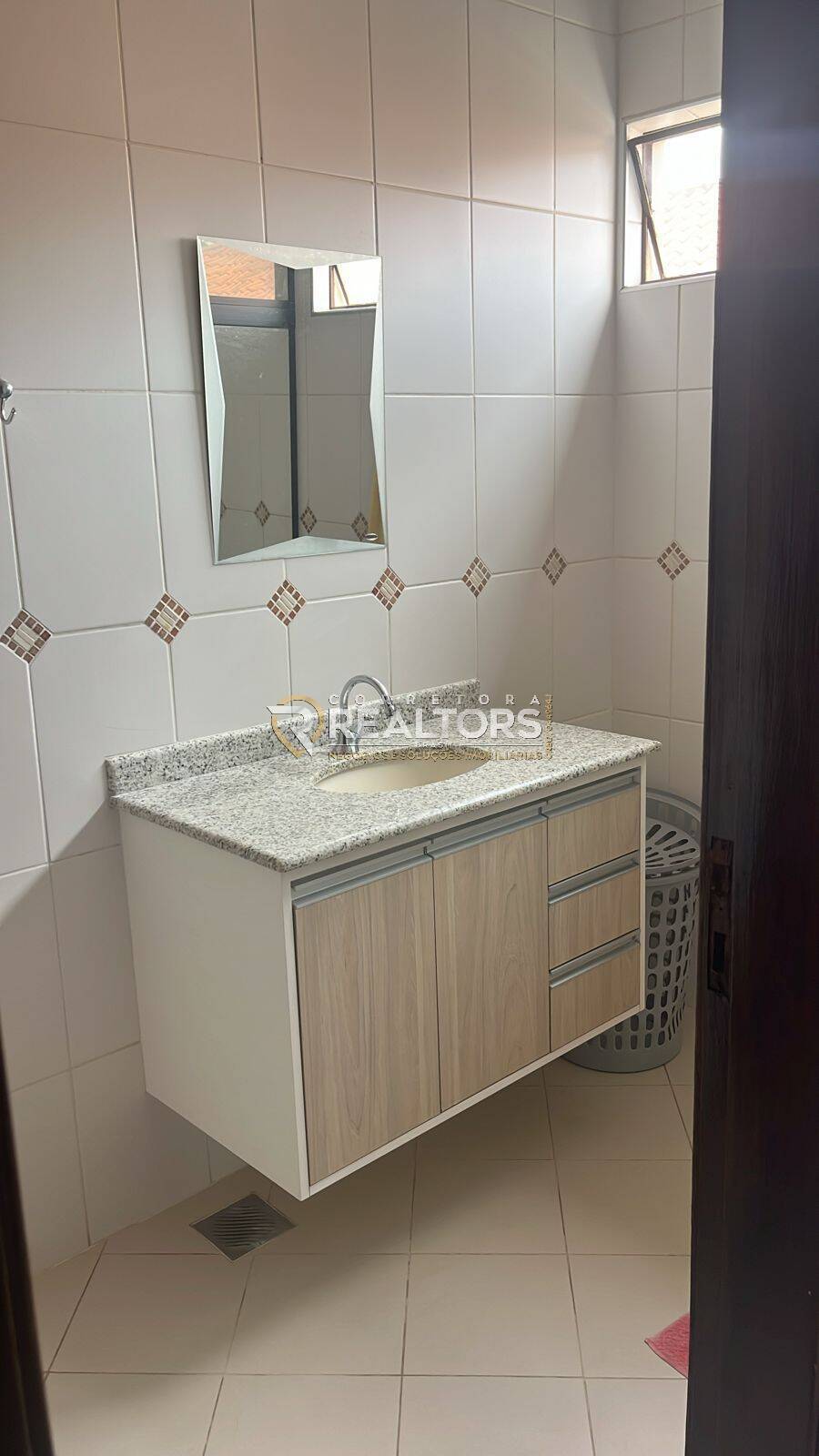 Sobrado à venda com 3 quartos, 300m² - Foto 22