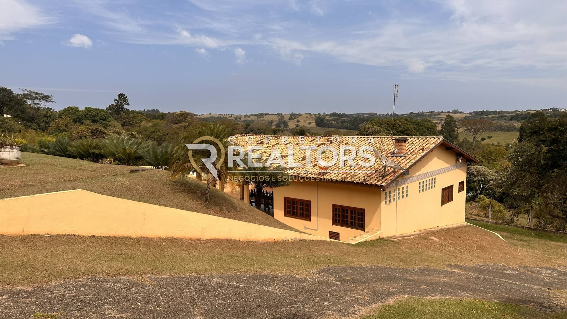 Casa à venda com 4 quartos, 380m² - Foto 30