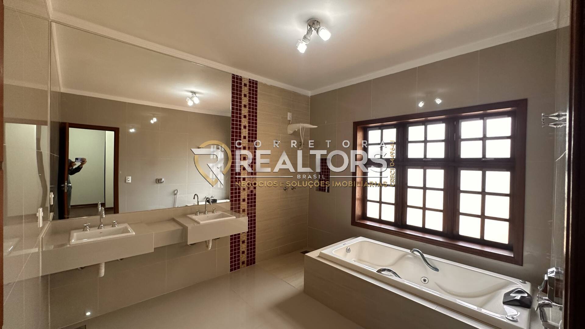 Casa à venda com 4 quartos, 380m² - Foto 19