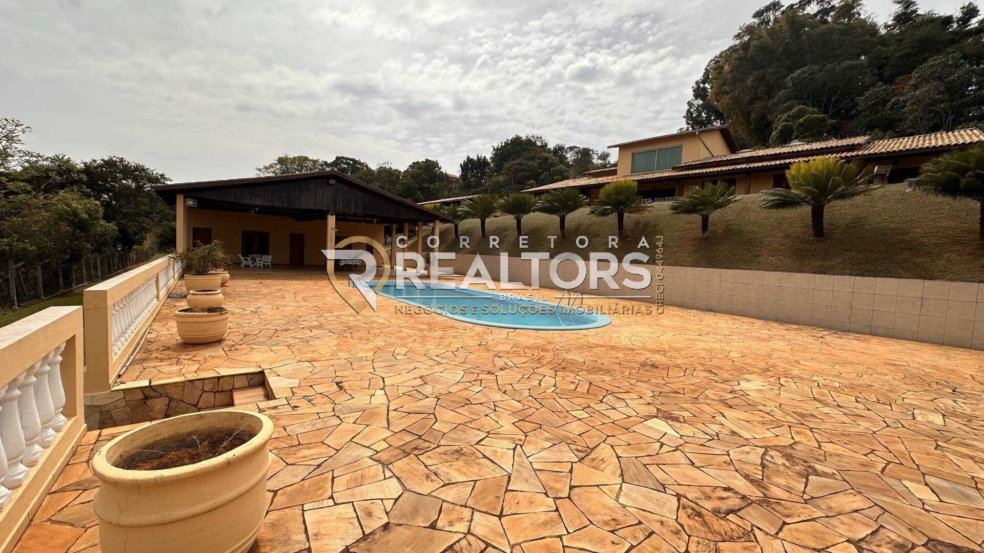 Casa à venda com 4 quartos, 380m² - Foto 5