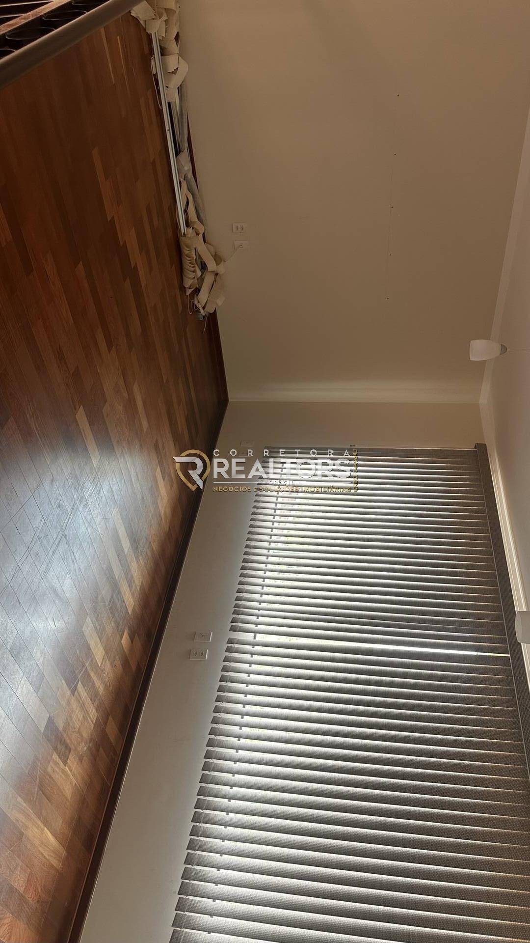 Casa à venda com 4 quartos, 380m² - Foto 9