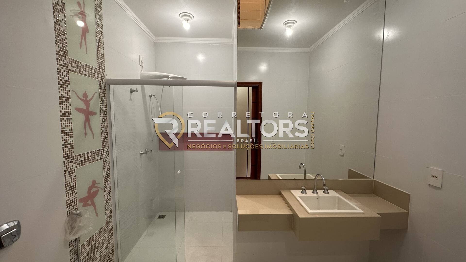 Casa à venda com 4 quartos, 380m² - Foto 22