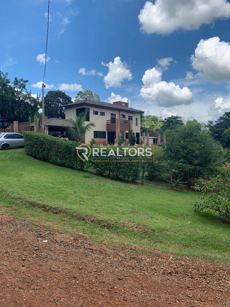 Chácara à venda com 3 quartos, 300m² - Foto 1